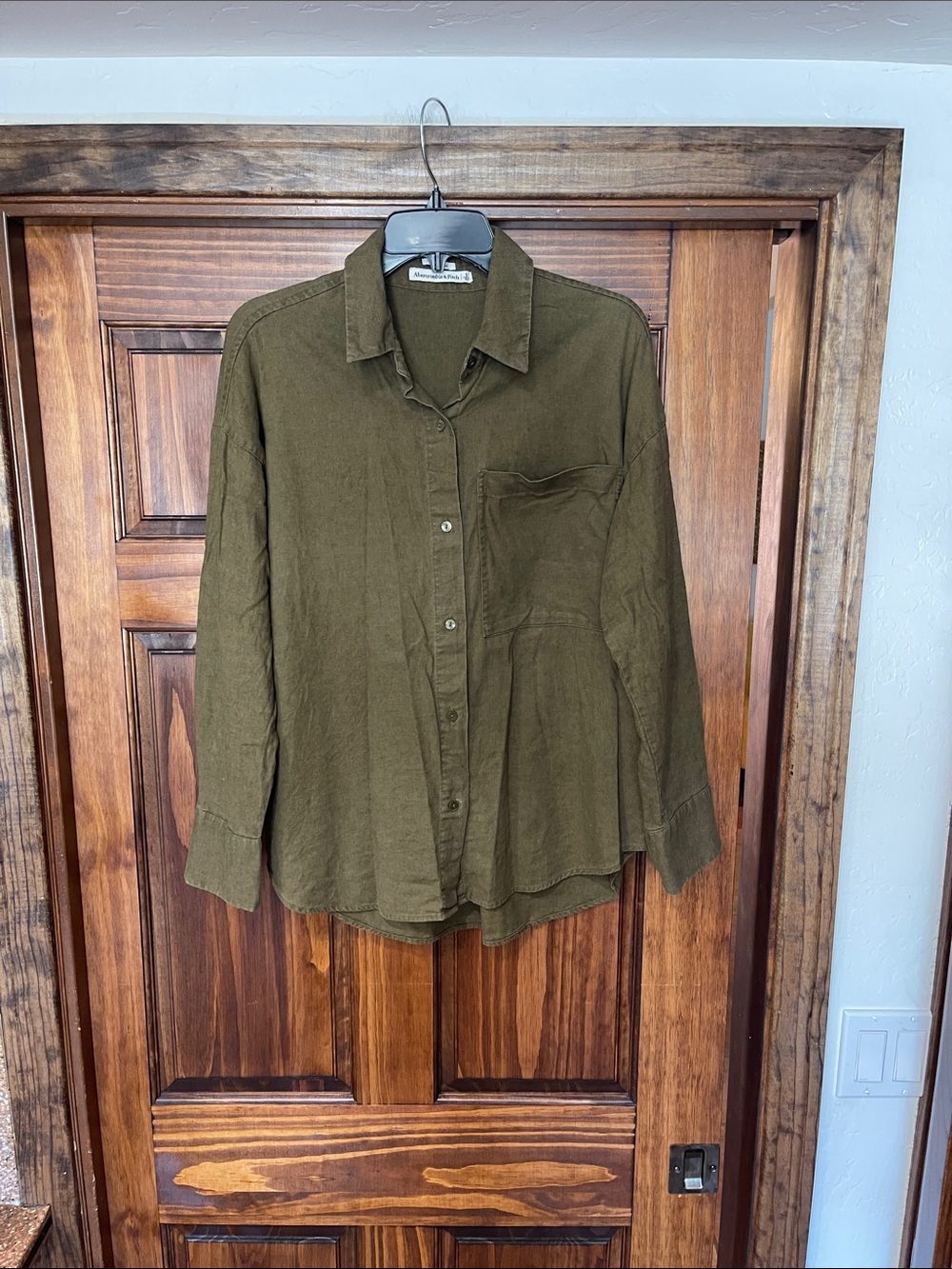 Abercrombie & Fitch Olive Button-Front Camp Shirt Small